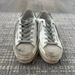 Golden Goose Kids Shoes in White and Gray